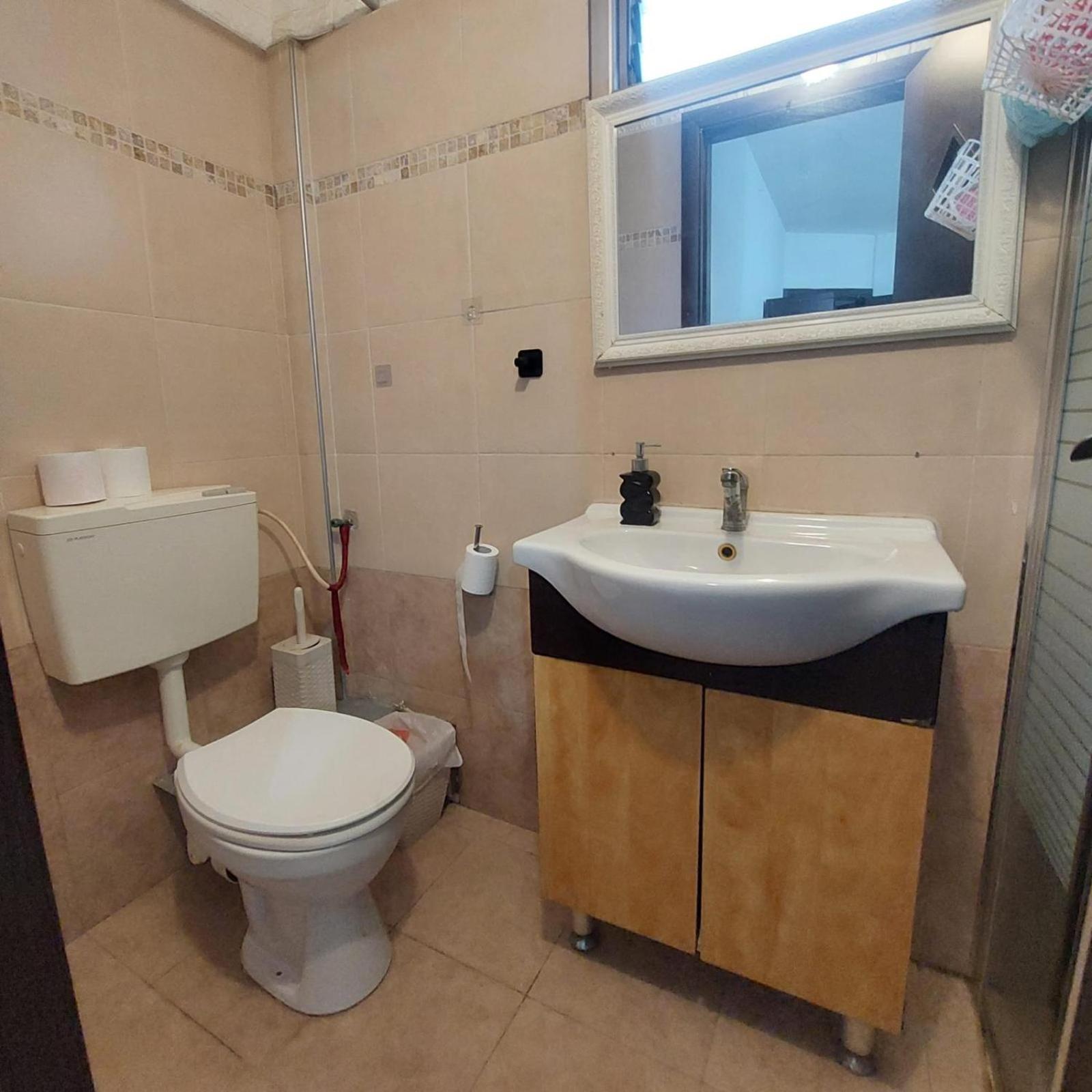 Отель Star Guest- House Or Yehuda Экстерьер фото