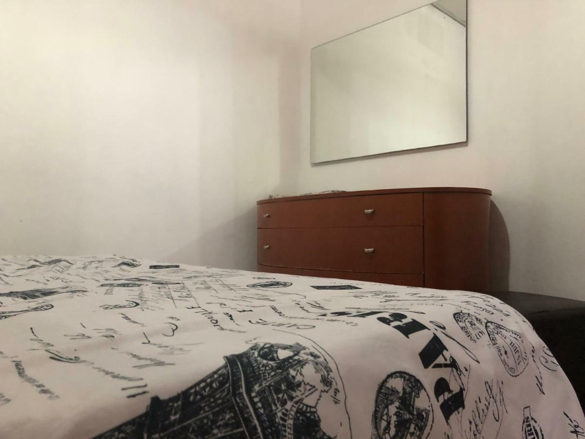 Отель Star Guest- House Or Yehuda Экстерьер фото