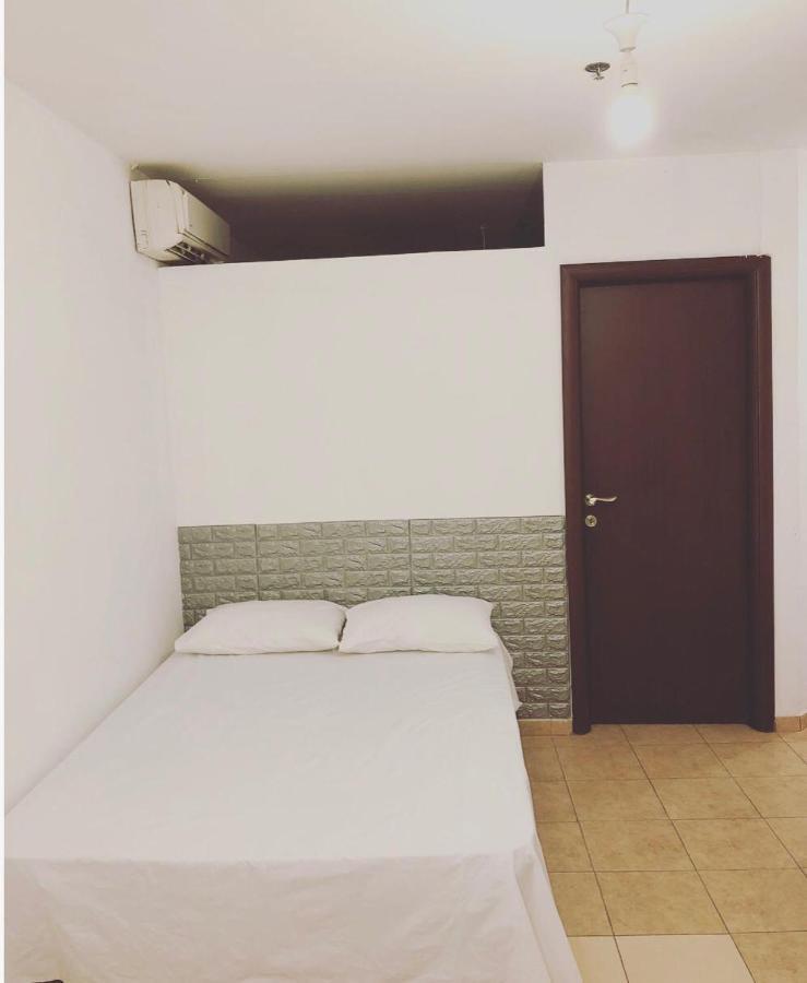 Отель Star Guest- House Or Yehuda Экстерьер фото